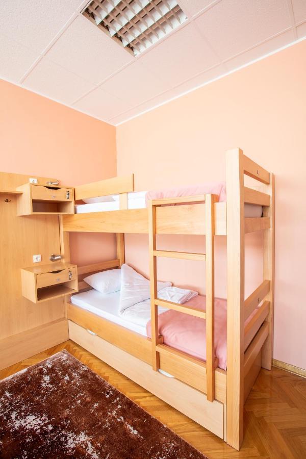 Hostel amd Belgrad Exterior foto