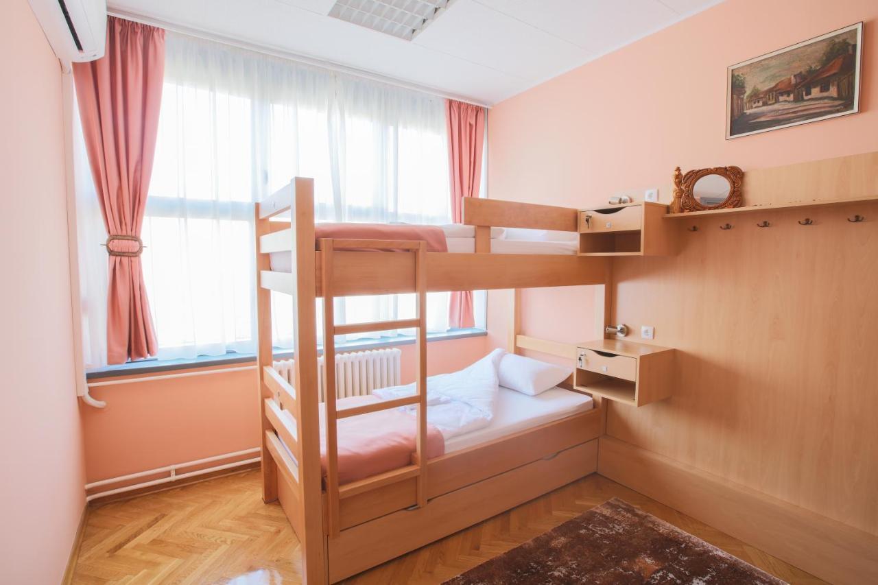 Hostel amd Belgrad Exterior foto
